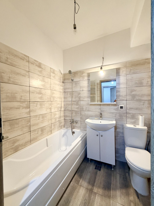 Apartament 3 camere Bld Iuliu Maniu/ Rotar Park/Metrou  Pacii 