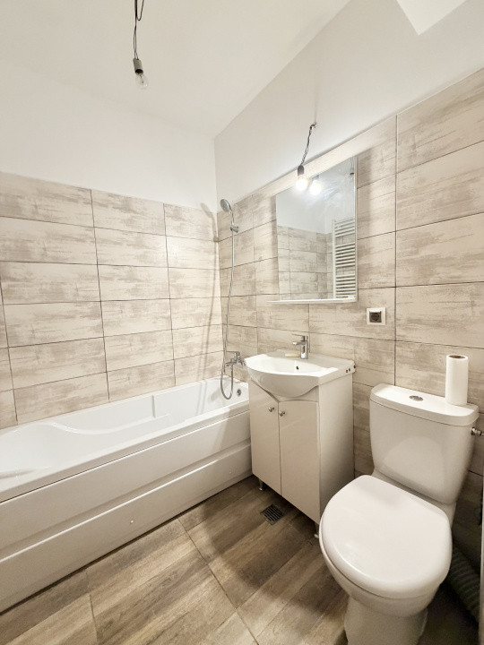 Apartament 3 camere Bld Iuliu Maniu/ Rotar Park/Metrou  Pacii 