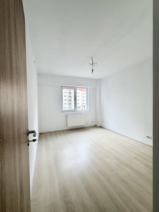 Apartament 3 camere Bld Iuliu Maniu/ Rotar Park/Metrou  Pacii 