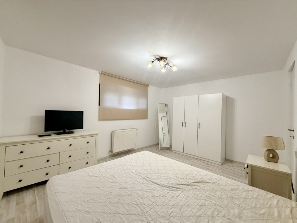 Apartament cu 4 camere-rezidențial sau Comercial-Birouri