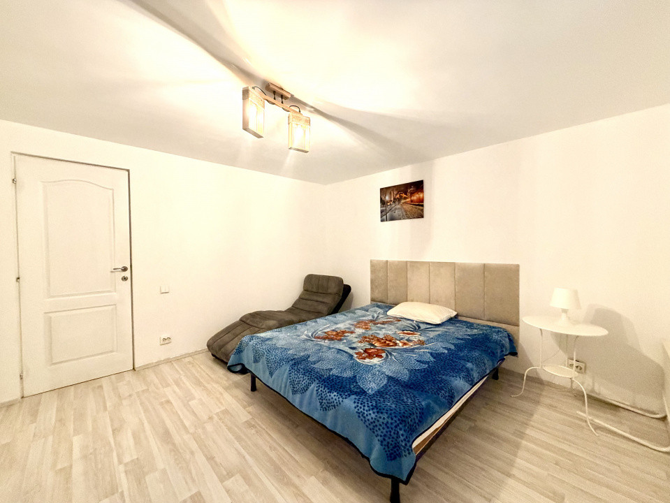 Apartament cu 4 camere-rezidențial sau Comercial-Birouri
