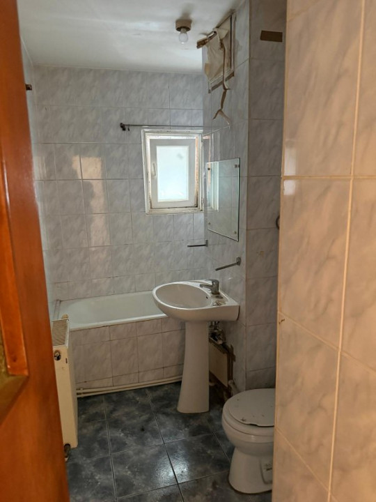 Lujerului, la 2 minute de metrou, bloc mixt, centrala proprie