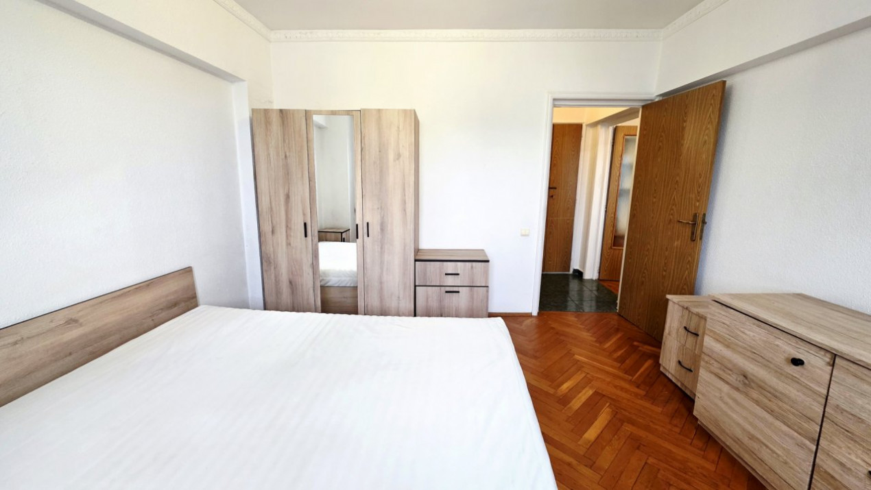 Cerere mare, oferta mica. Apartament 3 camere cu relaxare inclusa