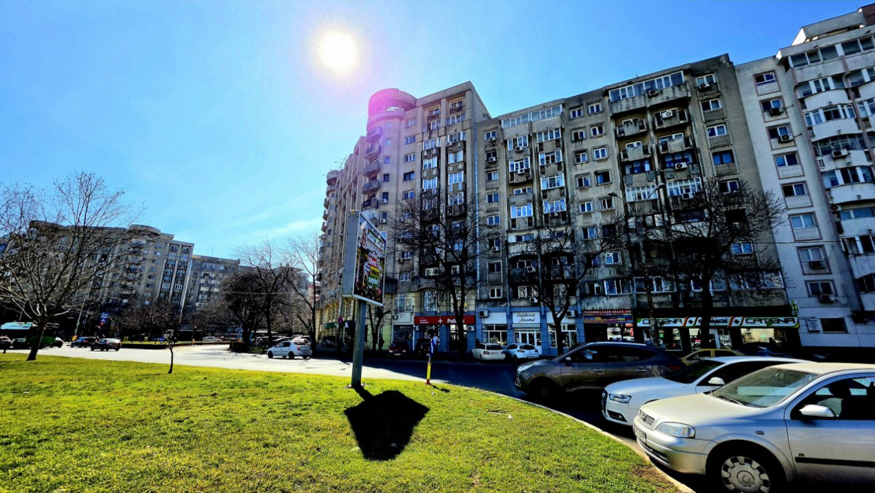 Cerere mare, oferta mica. Apartament 3 camere cu relaxare inclusa