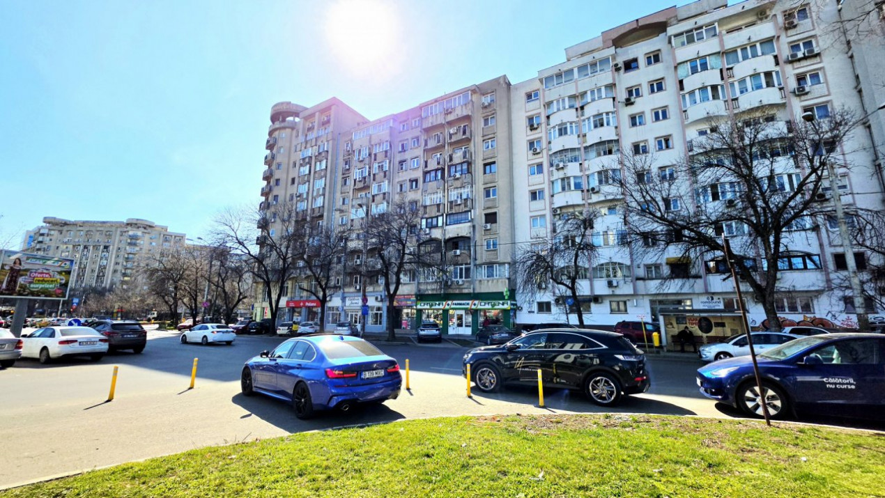 Cerere mare, oferta mica. Apartament 3 camere cu relaxare inclusa