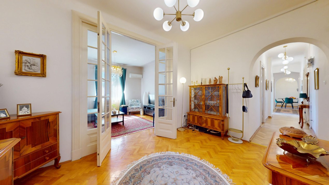 Apartament 4 camere de vanzare | Bd. Ferdinand – Str. Căminului