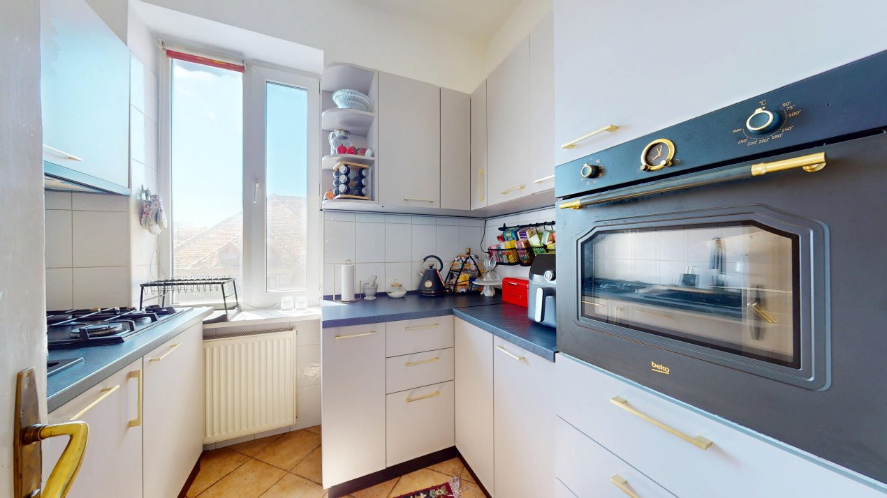 Apartament 4 camere de vanzare | Bd. Ferdinand – Str. Căminului