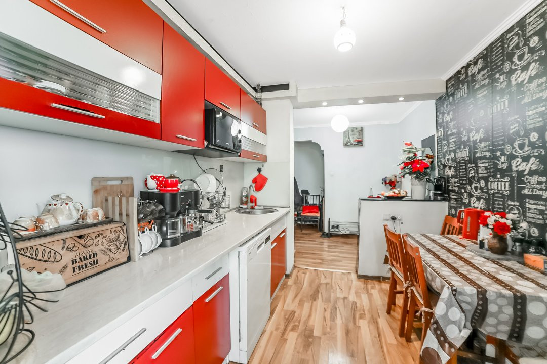 4 camere*Fizicienilor*Parter*Bloc 1986