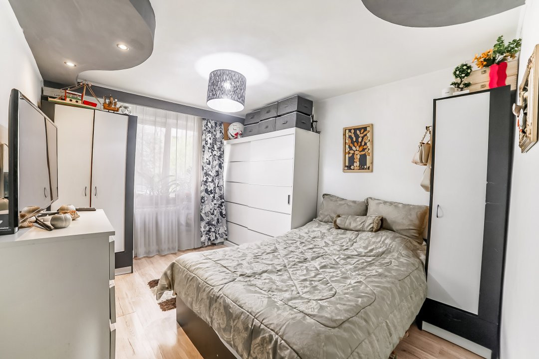 4 camere*Fizicienilor*Parter*Bloc 1986