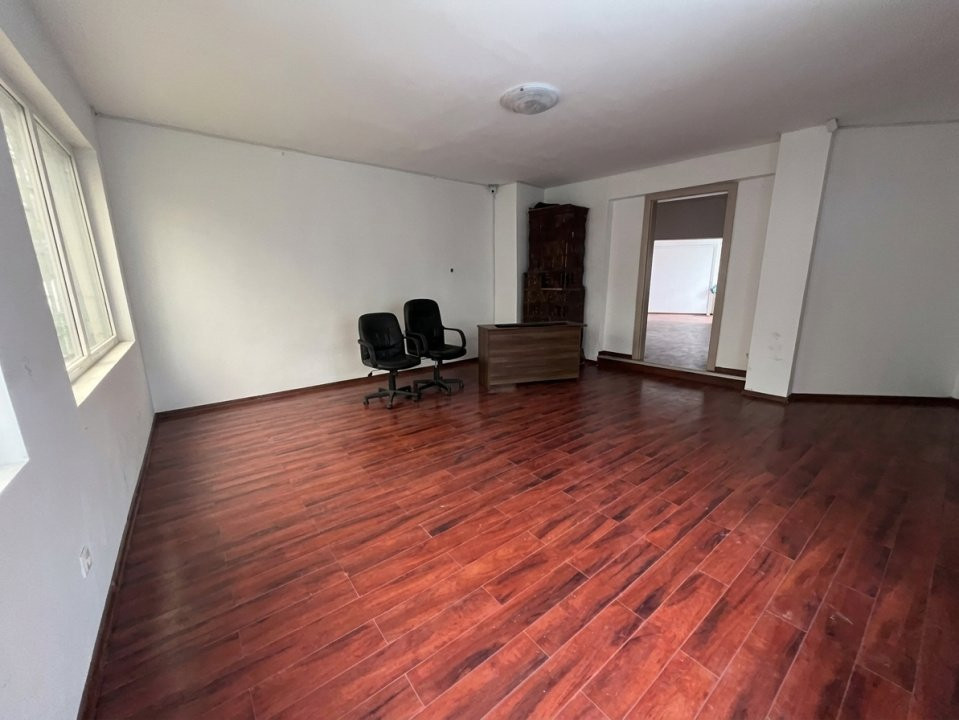 Grădină Botanica 306 mp teren 130 utili 6 camere 8 min metrou supraînălțare 