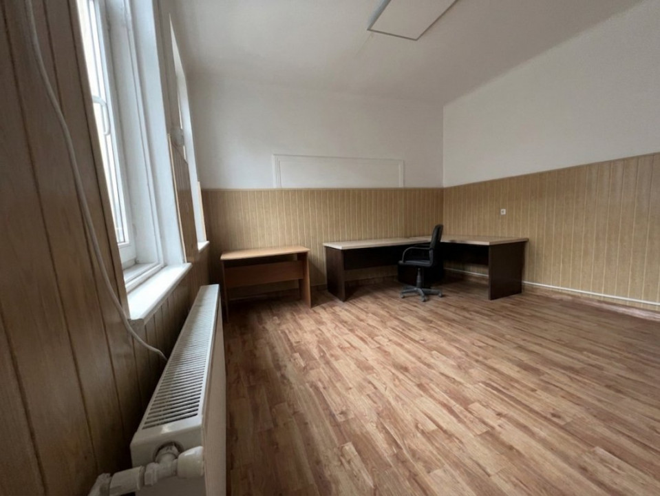 Grădină Botanica 306 mp teren 130 utili 6 camere 8 min metrou supraînălțare 