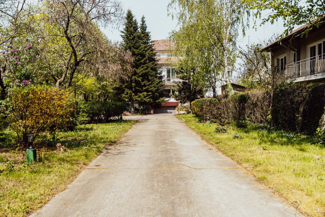 Casă individuală cu arhitectură deosebită și potențial investițional