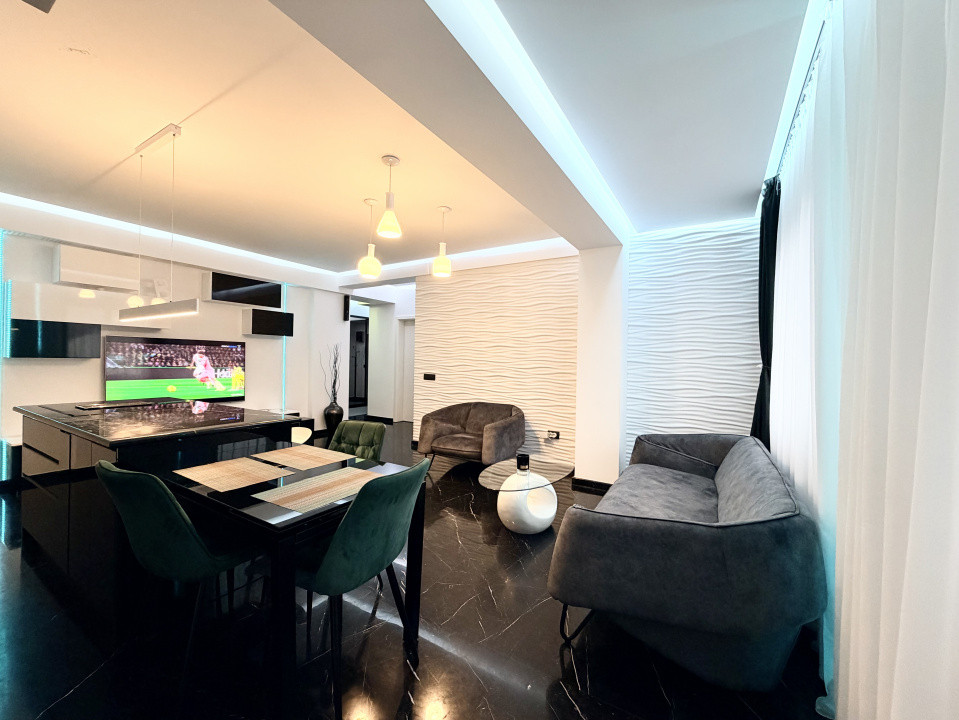 Apartament frumos amenajat de inchiriat cu centrala si parcare 