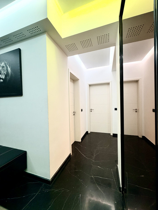 Apartament frumos amenajat de inchiriat cu centrala si parcare 