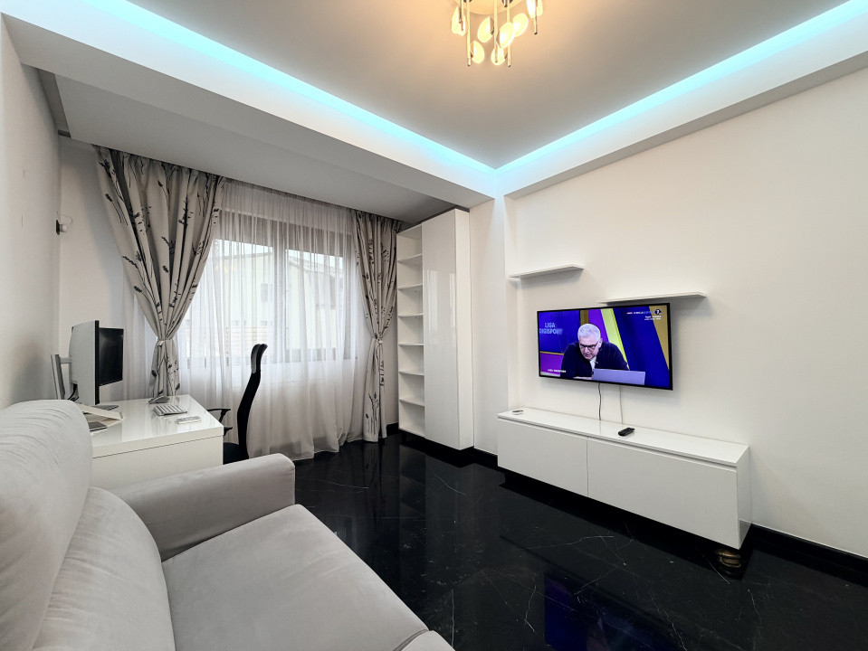 Apartament frumos amenajat de inchiriat cu centrala si parcare 