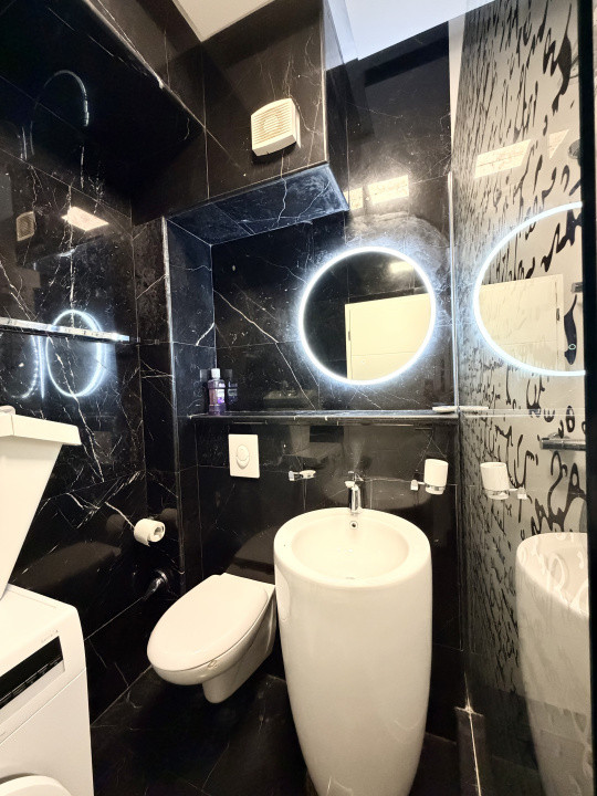Apartament frumos amenajat de inchiriat cu centrala si parcare 