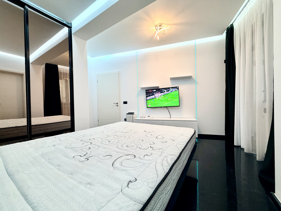 Apartament frumos amenajat de inchiriat cu centrala si parcare 