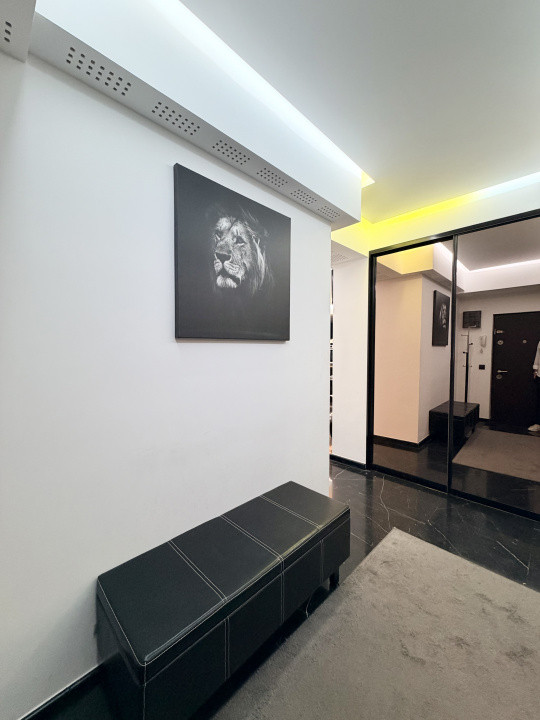 Apartament frumos amenajat de inchiriat cu centrala si parcare 