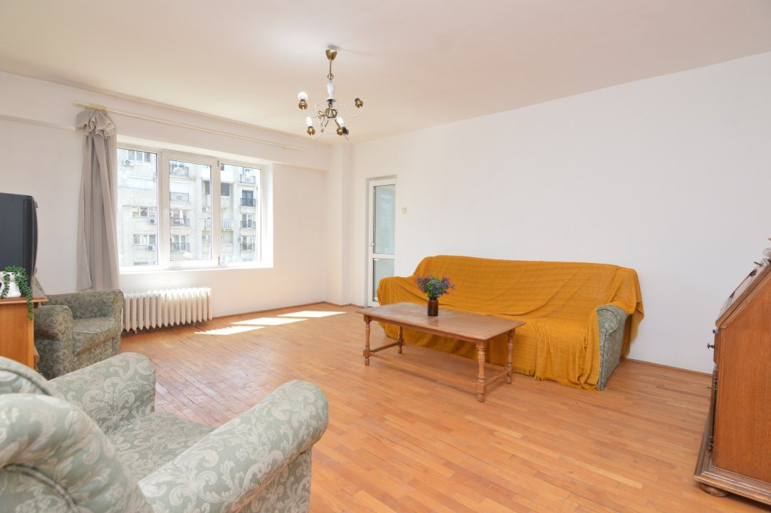 VANZARE APARTAMENT 3 CAMERE UNIRII - ZEPTER