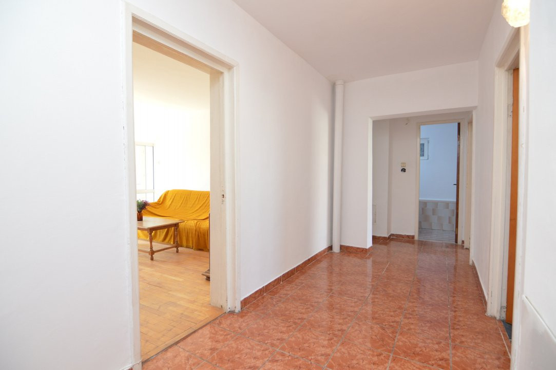 VANZARE APARTAMENT 3 CAMERE UNIRII - ZEPTER