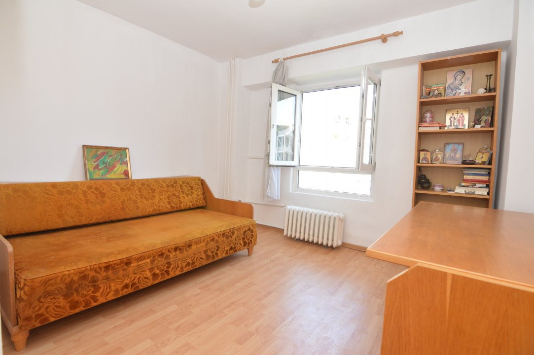 VANZARE APARTAMENT 3 CAMERE UNIRII - ZEPTER