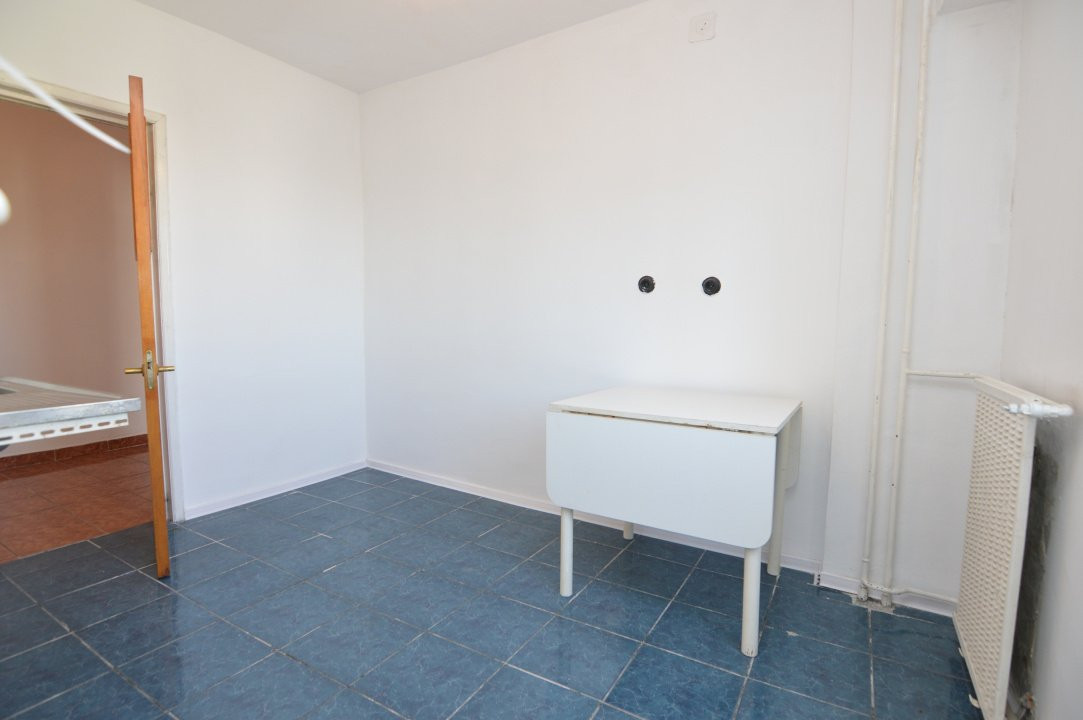 VANZARE APARTAMENT 3 CAMERE UNIRII - ZEPTER