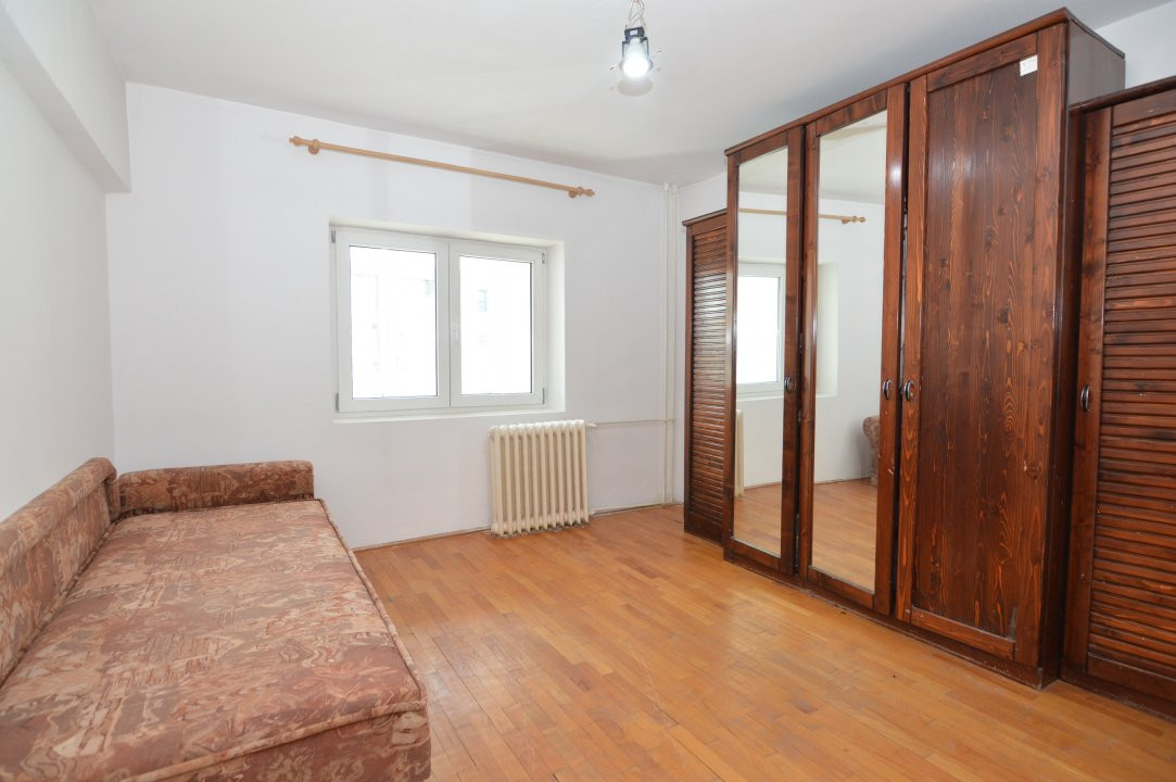 VANZARE APARTAMENT 3 CAMERE UNIRII - ZEPTER