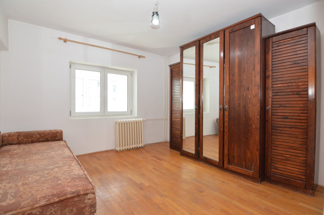 VANZARE APARTAMENT 3 CAMERE UNIRII - ZEPTER