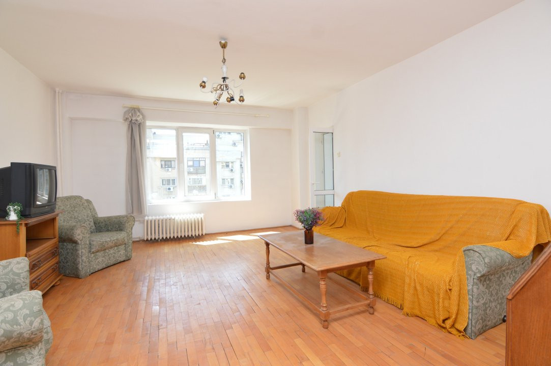 VANZARE APARTAMENT 3 CAMERE UNIRII - ZEPTER