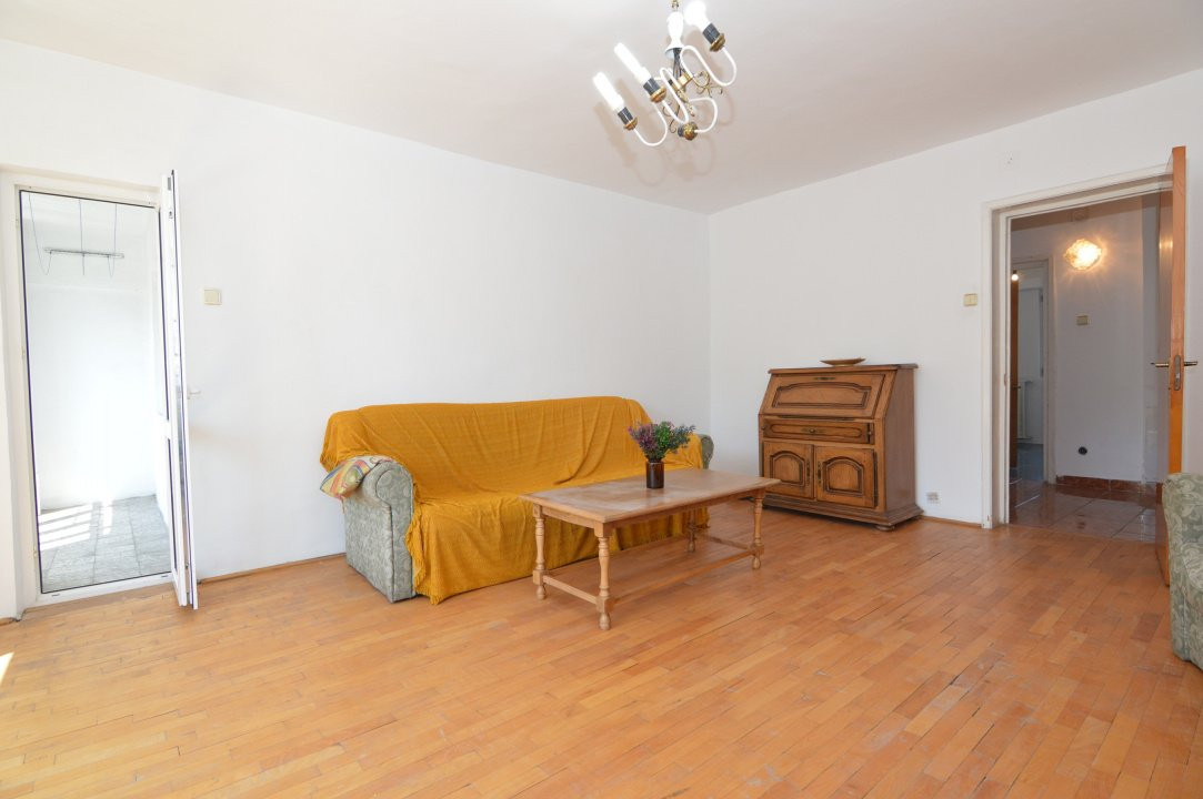 VANZARE APARTAMENT 3 CAMERE UNIRII - ZEPTER