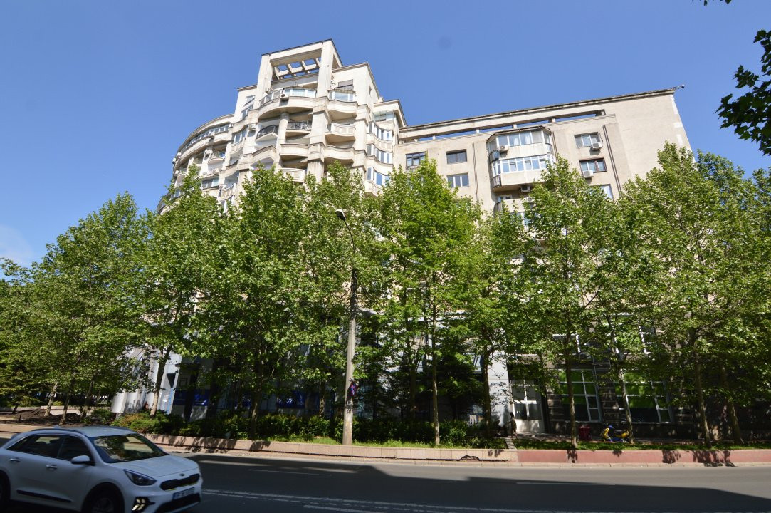 VANZARE APARTAMENT 3 CAMERE UNIRII - ZEPTER
