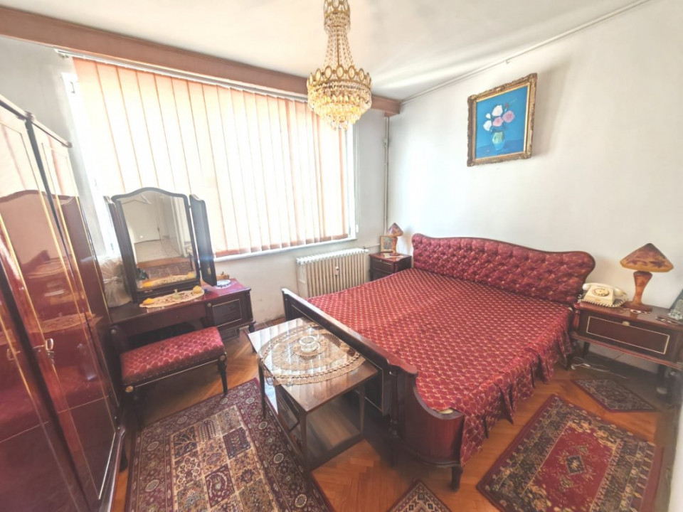 De vanzare- 2 Camere Ultracentral/ Cișmigiu/ Sala Palatului & Ateneu
