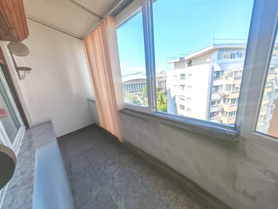 De vanzare- 2 Camere Ultracentral/ Cișmigiu/ Sala Palatului & Ateneu