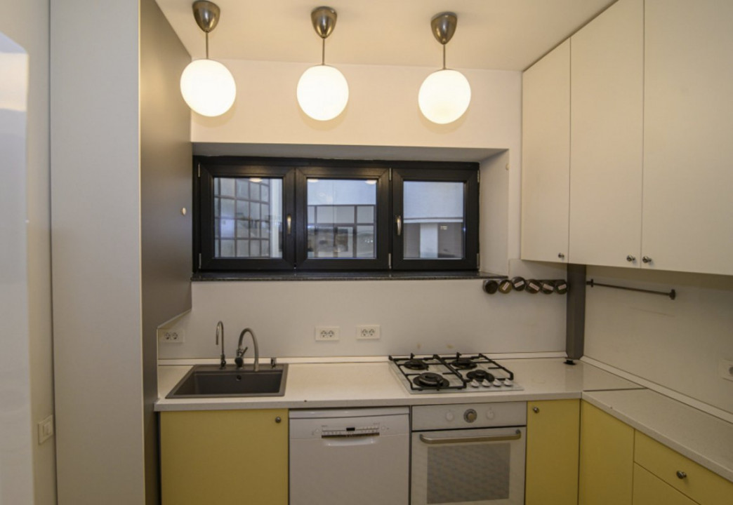 Calea Victoriei | Apartament 140 mp, 5 camere | Imobil Art Deco