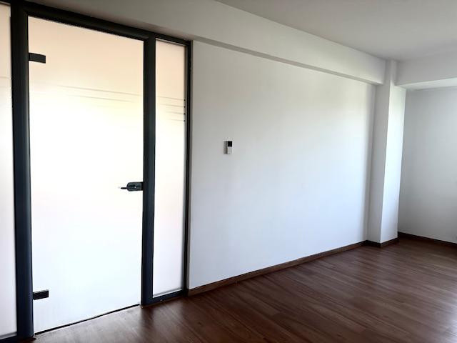 Apartament de închiriat 4 camere, rezidențial sau birou Aviatorilor/Zambaccian