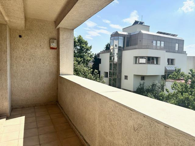 Apartament de închiriat 4 camere, rezidențial sau birou Aviatorilor/Zambaccian