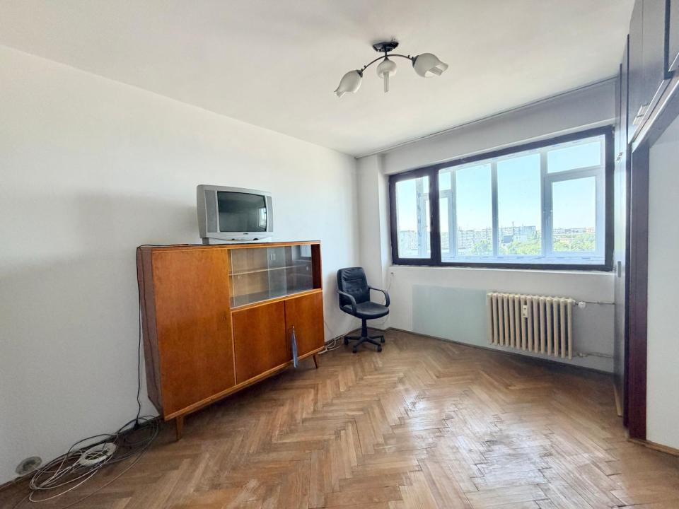 Apartament in Giulesti Langa Parc si Liceu, Bloc Anvelopat