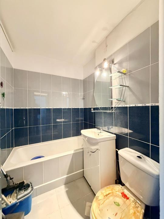 Apartament in Giulesti Langa Parc si Liceu, Bloc Anvelopat