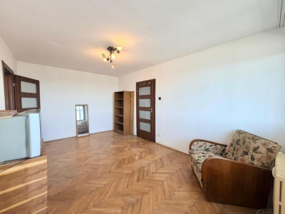 Apartament in Giulesti Langa Parc si Liceu, Bloc Anvelopat