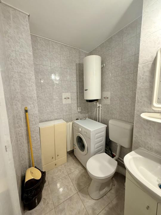 Garsonieră spațioasă de închiriat – 42 mp, zona Piața Alba Iulia