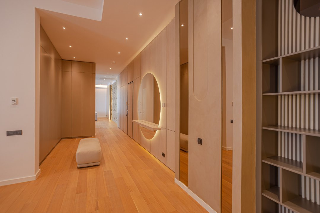 Duplex 310 mp, 4 camere + dining, One Herastrau Towers