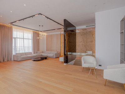 Duplex 310 mp, 4 camere + dining, One Herastrau Towers