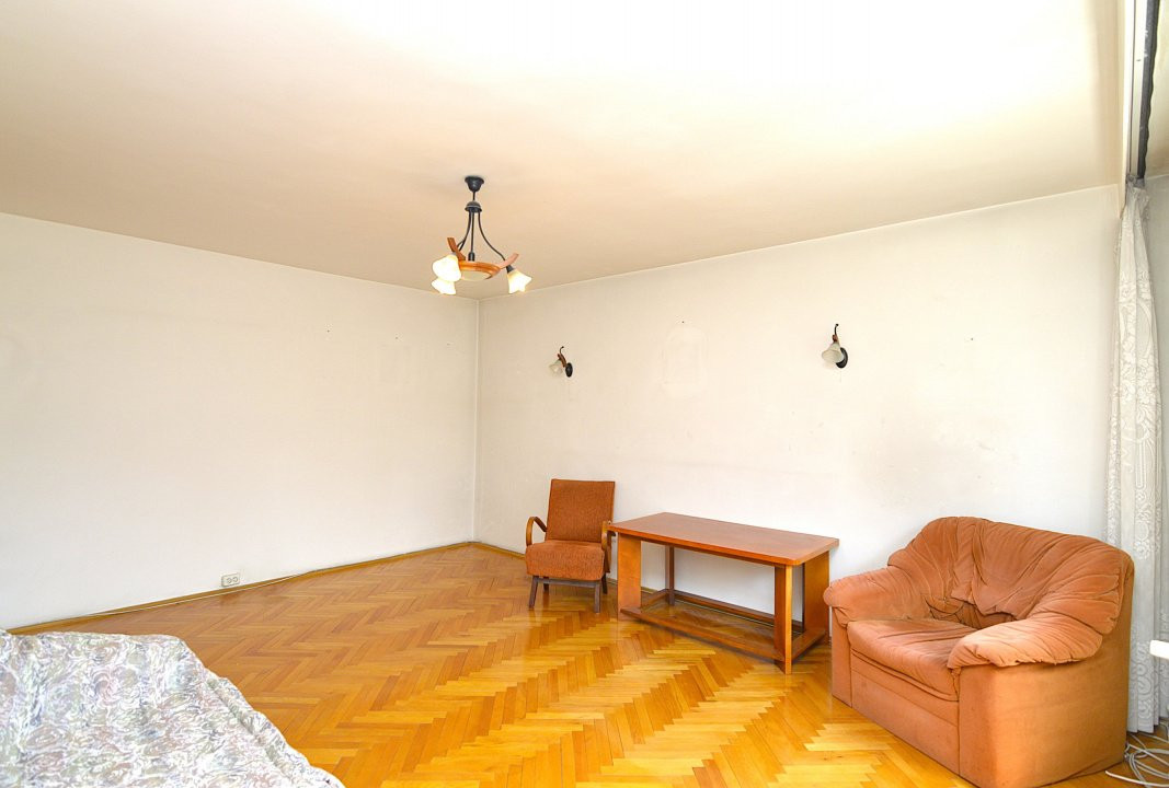VANZARE APARTAMENT 3 CAMERE UNIRII – NERVA TRAIAN