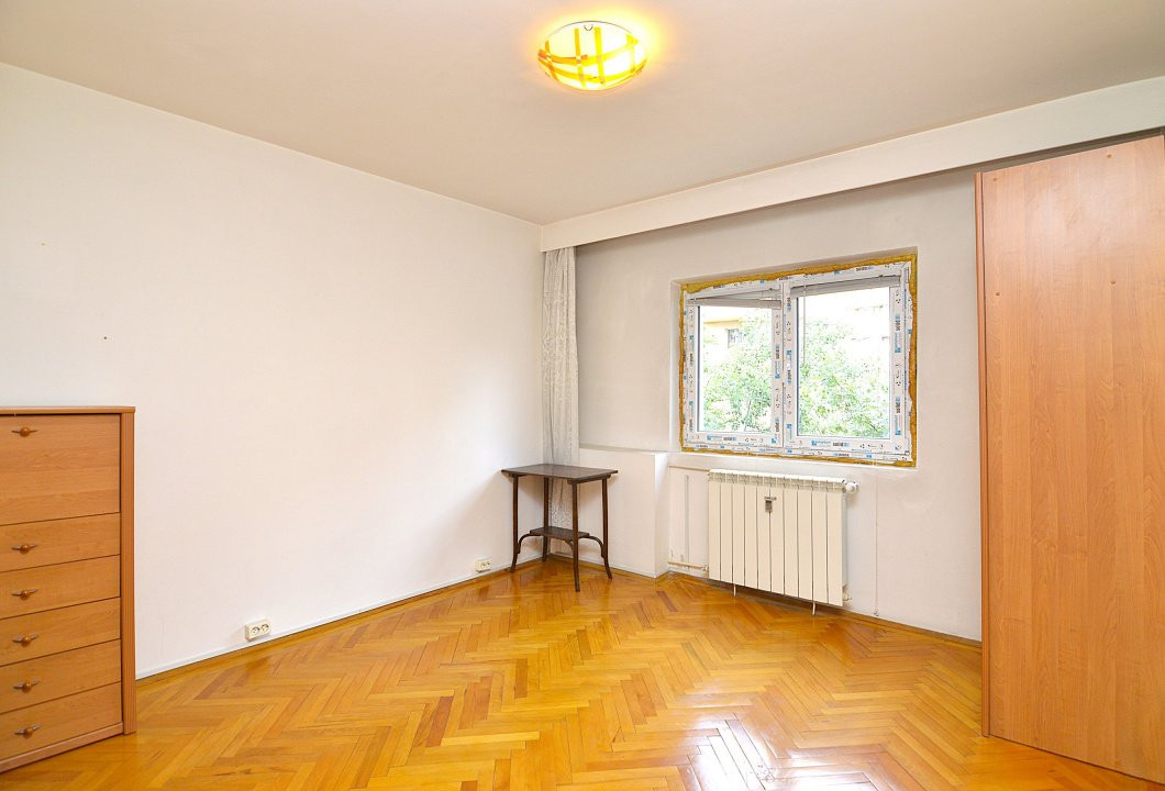 VANZARE APARTAMENT 3 CAMERE UNIRII – NERVA TRAIAN