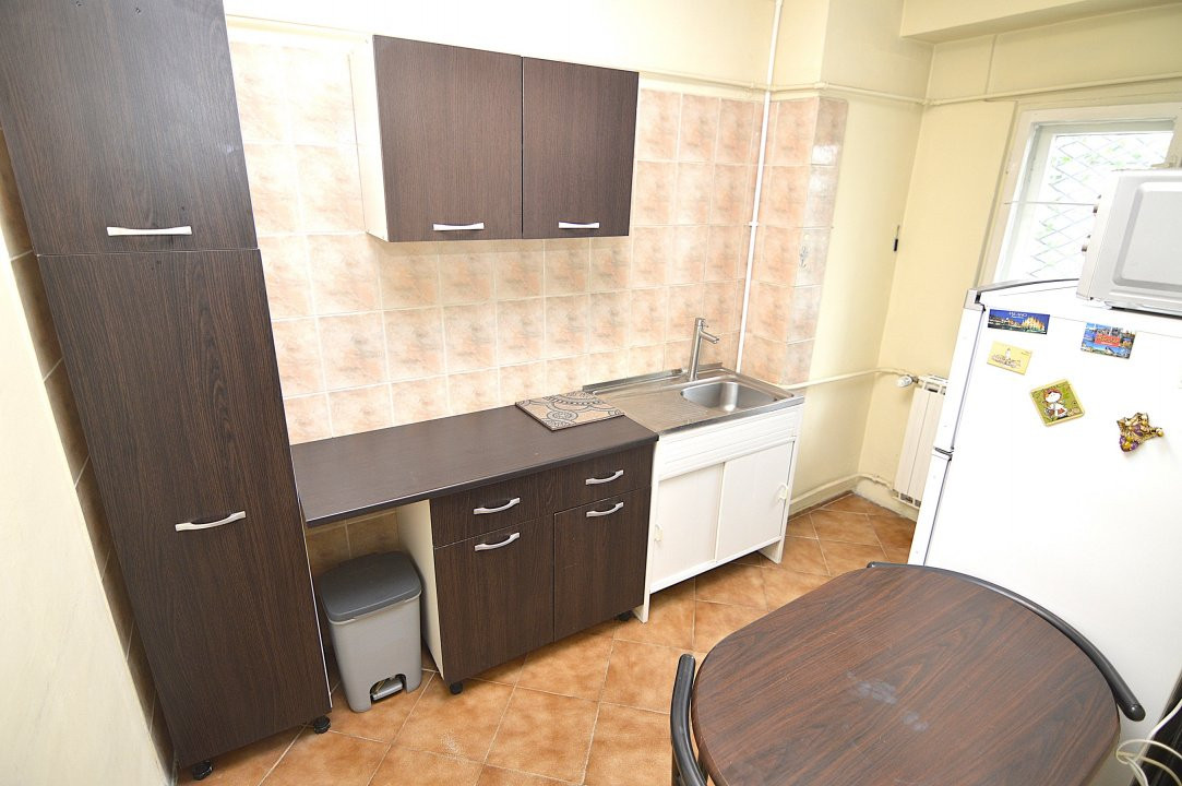 VANZARE APARTAMENT 2 CAMERE DECEBAL – METROU PIATA MUNCII