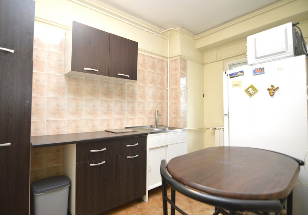 VANZARE APARTAMENT 2 CAMERE DECEBAL – METROU PIATA MUNCII