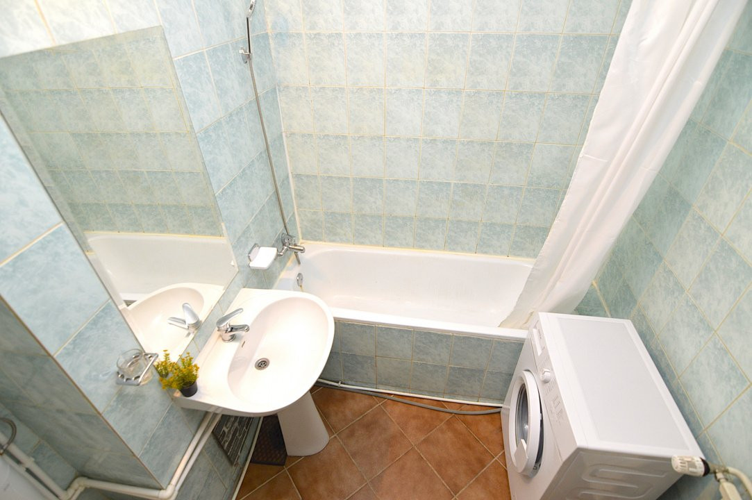 VANZARE APARTAMENT 2 CAMERE DECEBAL – METROU PIATA MUNCII