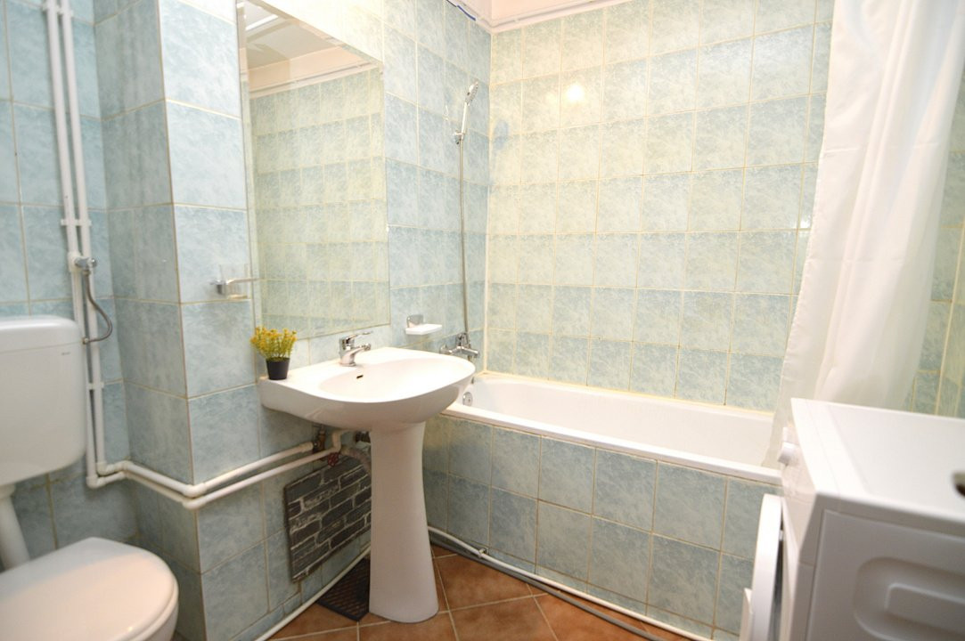 VANZARE APARTAMENT 2 CAMERE DECEBAL – METROU PIATA MUNCII