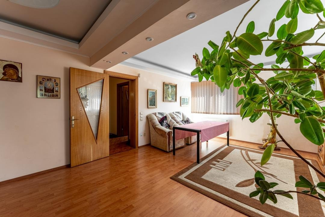 Vila D+P+1+M | Popesti-Leordeni | 1027 mp teren - Pretabila pentru Business