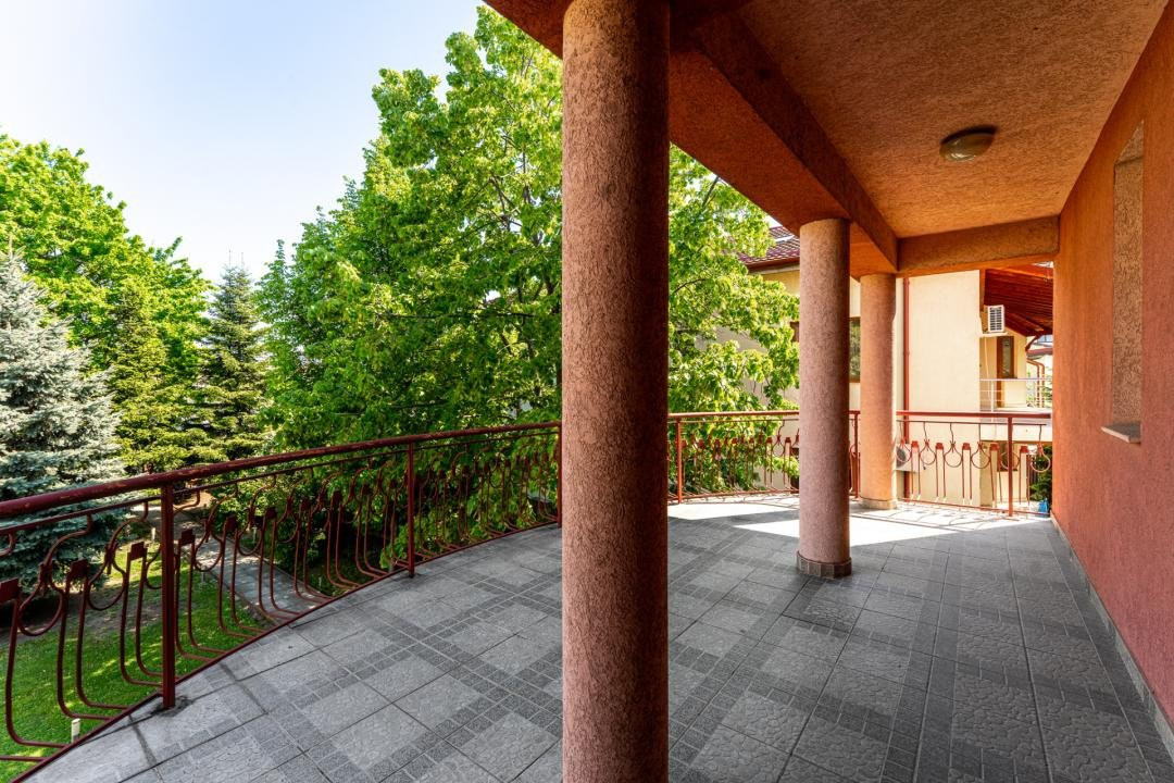 Vila D+P+1+M | Popesti-Leordeni | 1027 mp teren - Pretabila pentru Business